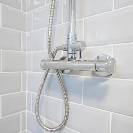 Marykirk House - Workstays Uk